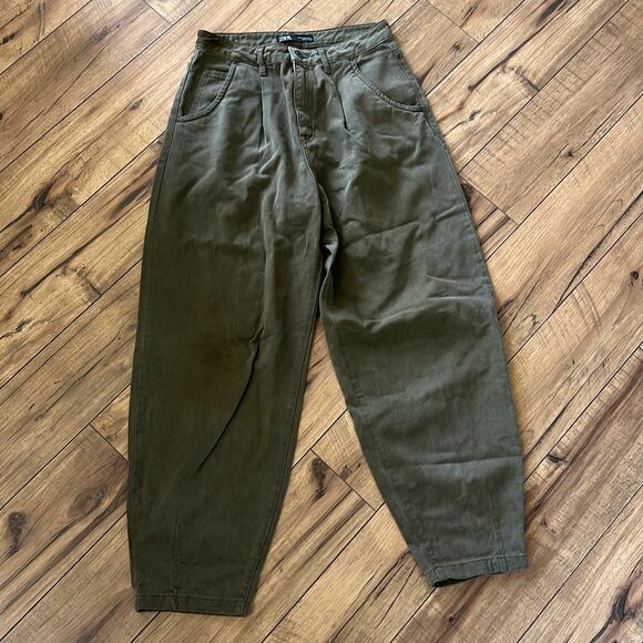 Zara size 6 baggy green jeans - Picture 1 of 4